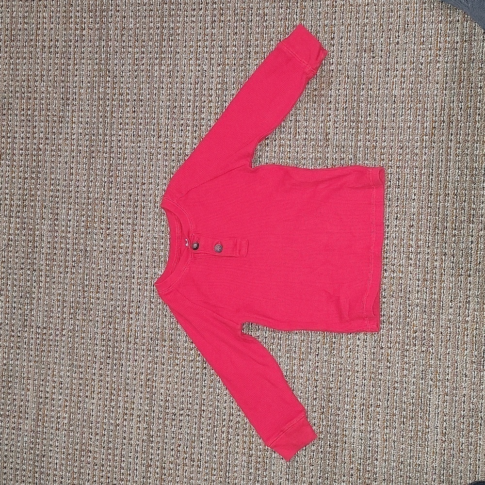 Toddler boys size 3T long sleeve red thermal shirt two buttons on front